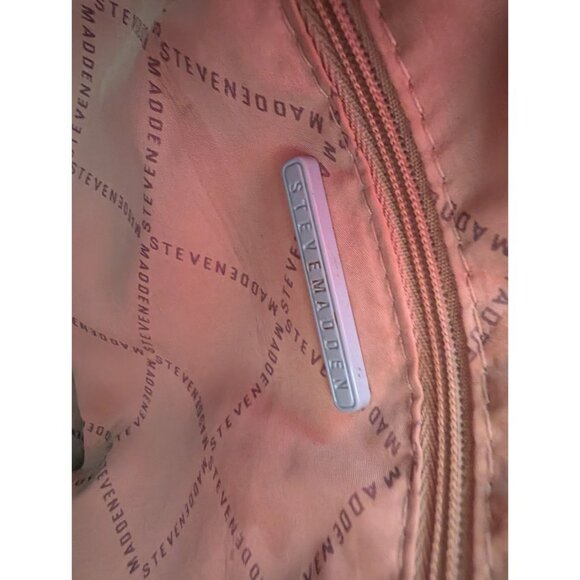 Steve Madden Quilted Light Ice Blue Tote Bag With Round Coin Pouch - Picture 9 of 10